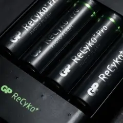 Jakie akumulatorki do lampy błyskowej zapewnią najlepszą wydajność?