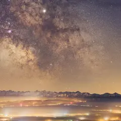 Jaki obiektyw do nocnego nieba? Odkryj najlepsze opcje dla astrofotografii