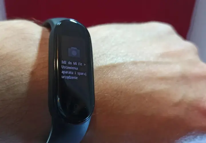 Mi Band 6 aparat jak włączyć - dlaczego nie ma aparatu?
